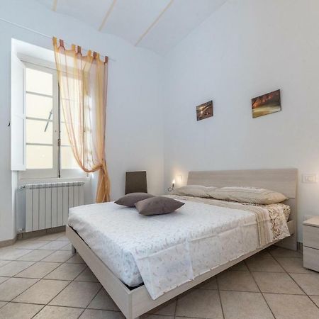 Finalborgo - Casa Nanetti 6 Posti In Centro Apartment Finale Ligure Bagian luar foto