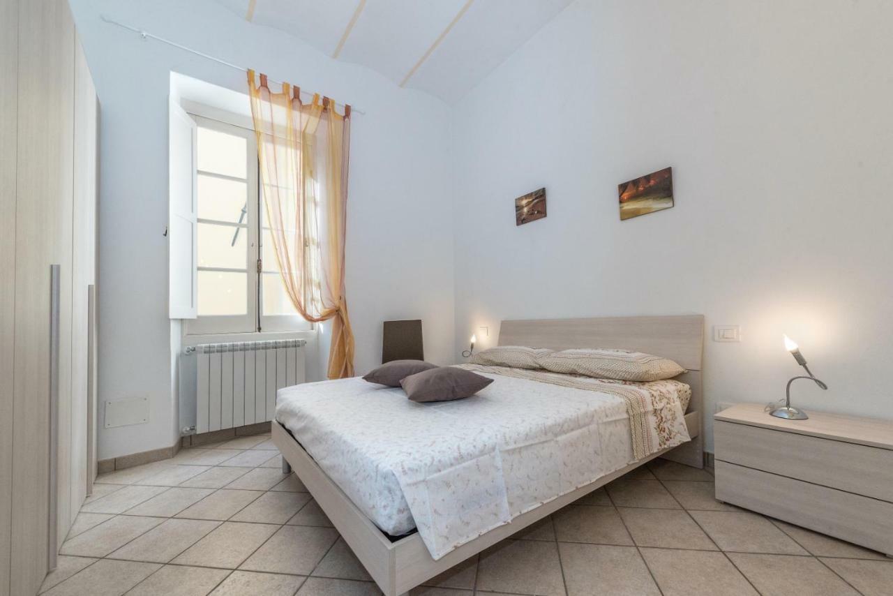 Finalborgo - Casa Nanetti 6 Posti In Centro Apartment Finale Ligure Bagian luar foto