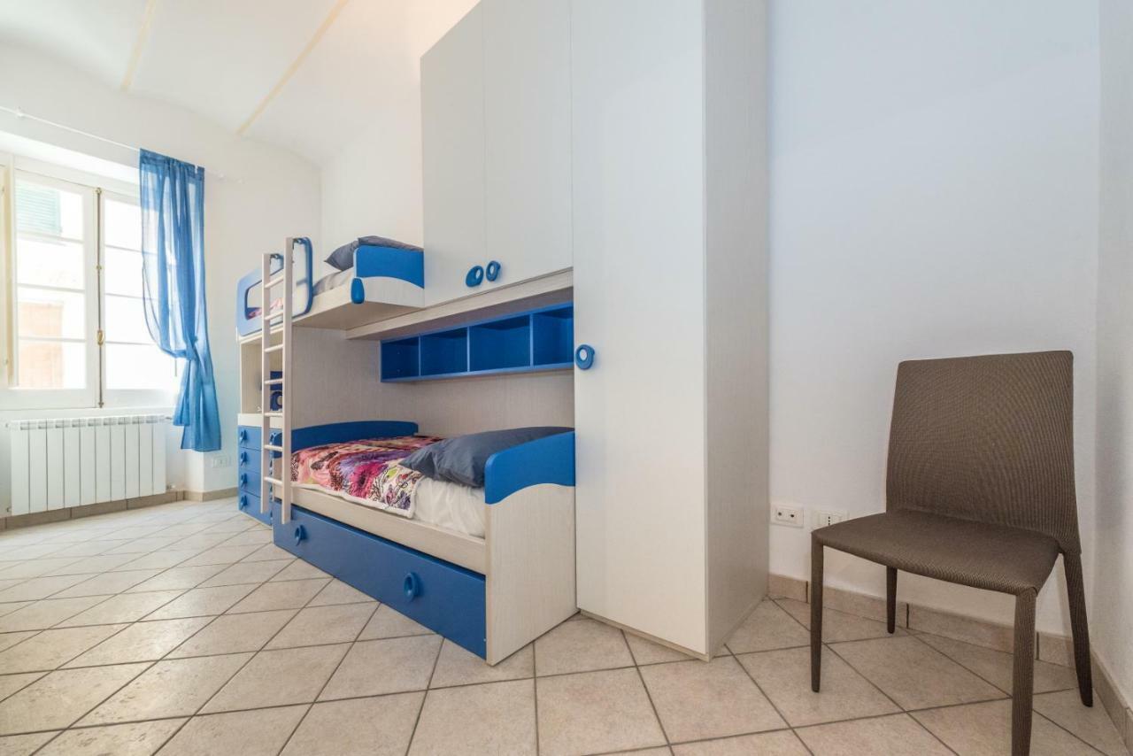 Finalborgo - Casa Nanetti 6 Posti In Centro Apartment Finale Ligure Bagian luar foto